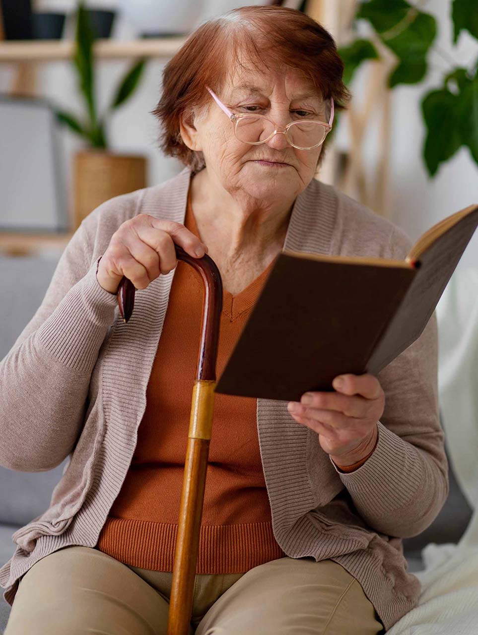 Live peace seniors, Old woman reading book, senior care educational blogs